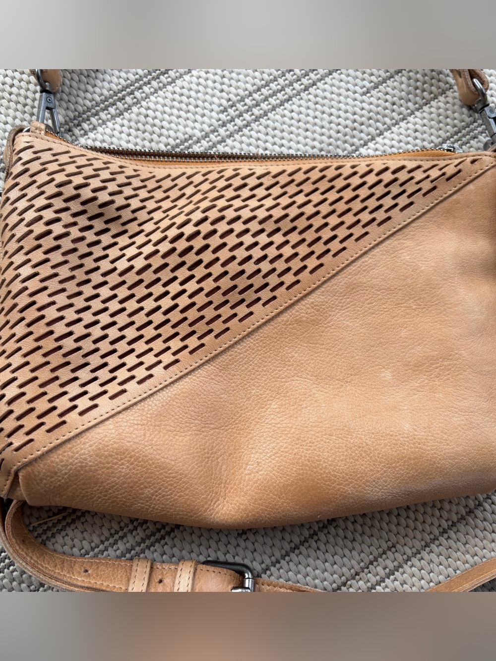 Latico Stevie Laser cut crossbody purse - Picture 2 of 5